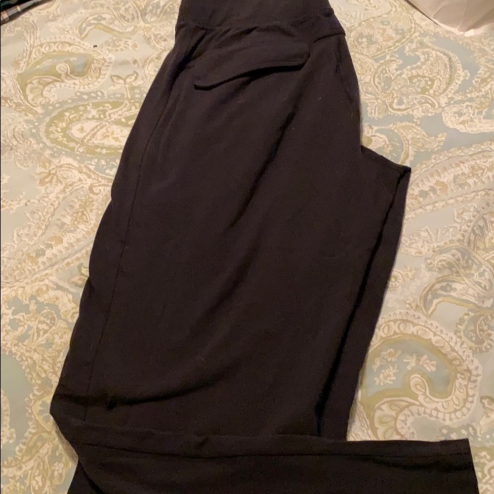 Lululemon mens sz M Kung foo pant